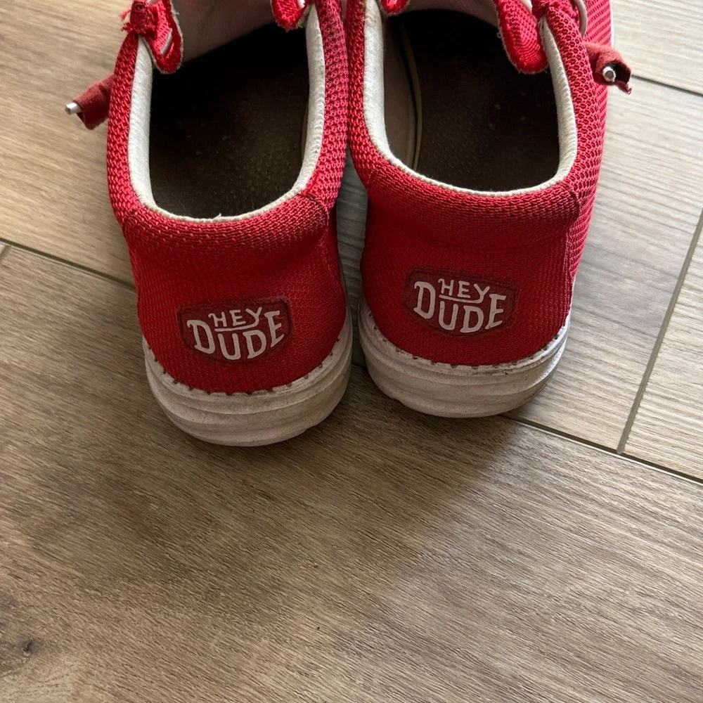 Hey Dude Men’s Wally Sox  in Bright Red (Flame) - Picture 3 of 7